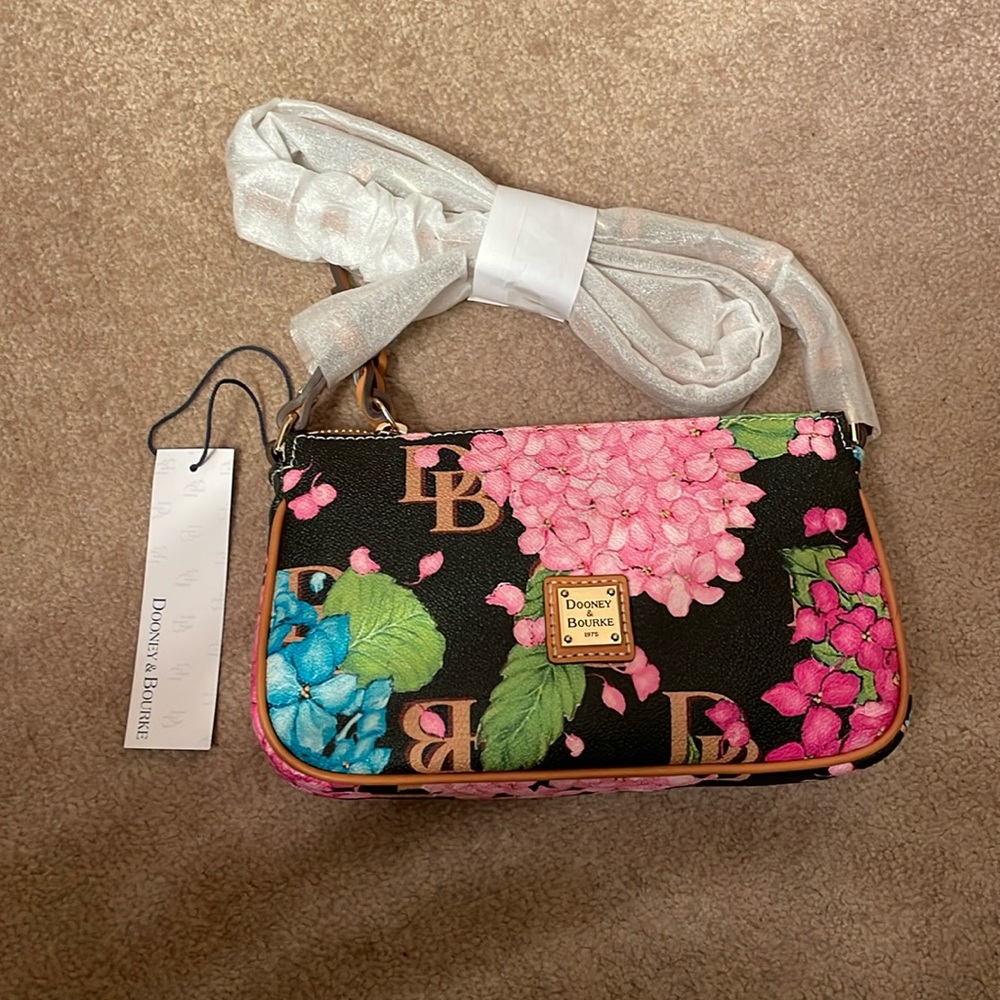 Dooney & Bourke floral crossbody bag